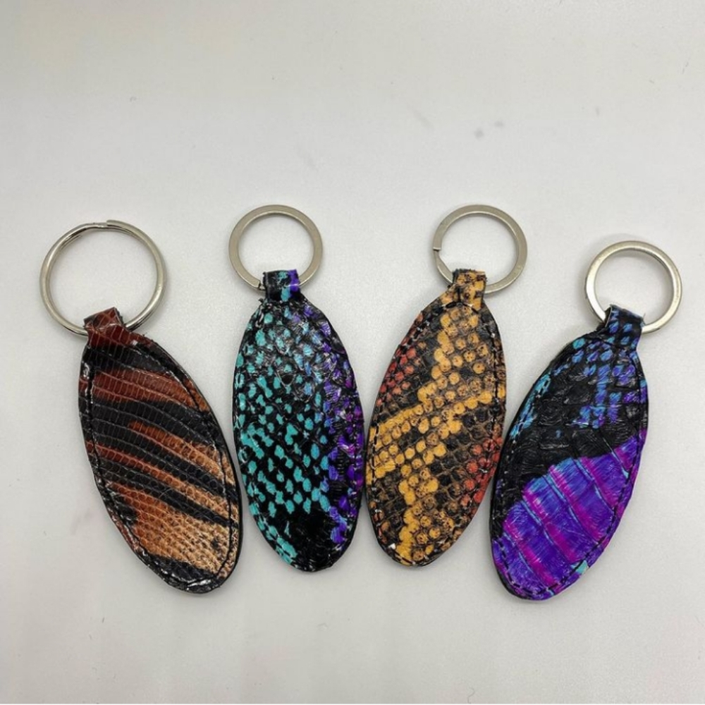 Exotic Keychain - Picture 2 of 2